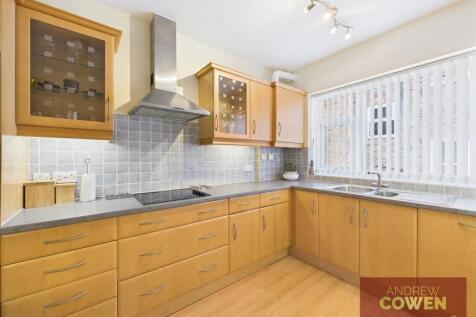 CAM05382G0-PR0010-STILL009.jpg