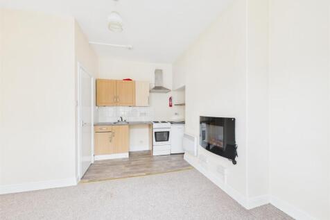 CAM03358G0-PR0207-STILL025.jpg