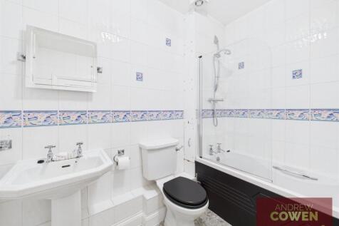 CAM05382G0-PR0023-STILL007.jpg