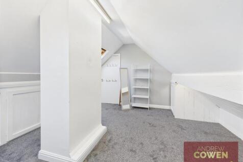 CAM05382G0-PR0024-STILL002.jpg