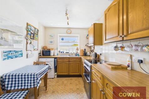 CAM05382G0-PR0038-STILL001.jpg