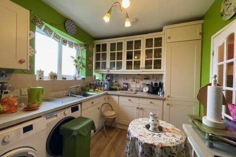 kitchen 4.jpg