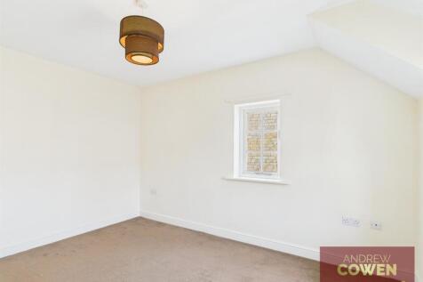 CAM03358G0-PR0200-STILL021.jpg