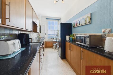 CAM05382G0-PR0048-STILL002.jpg
