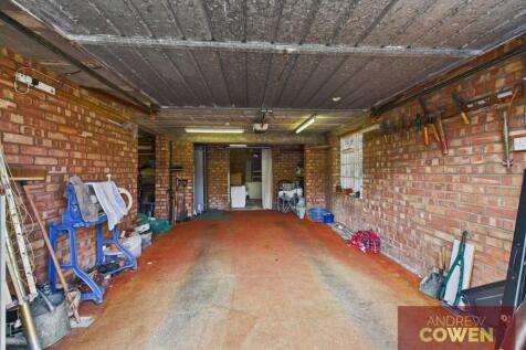 CAM05382G0-PR0061-STILL003.jpg