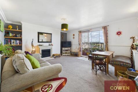 CAM05382G0-PR0063-STILL025.jpg