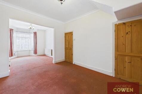 CAM05382G0-PR0064-STILL002.jpg