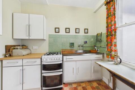 CAM05382G0-PR0062-STILL036.jpg