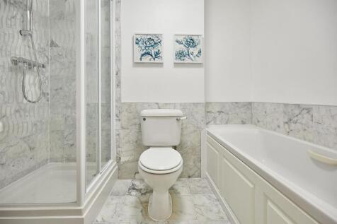 Copy of stay-north-yorkshire-royal-sands-6-scarbro