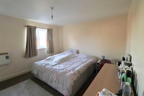 Bedroom2.jpg