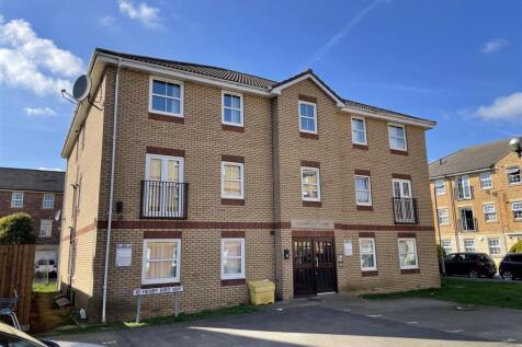 18 Henry Bird Way Front.jpg