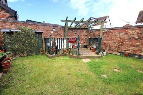 Granary Garden2.jpg