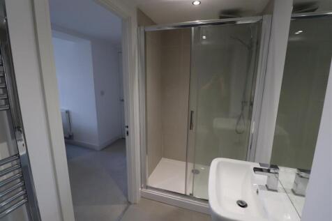 Hamilton Mews Ensuite.jpg
