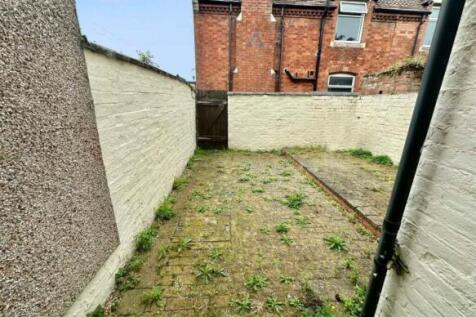 Newbold Road Garden.jpeg