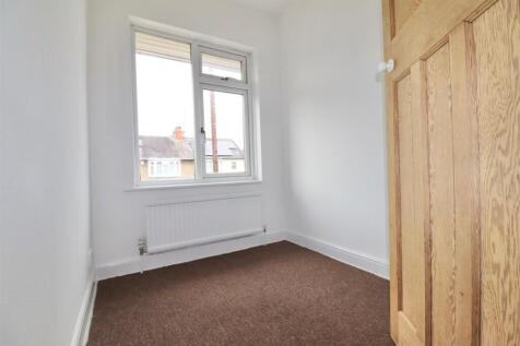 9 thorpe bed 3.jpg