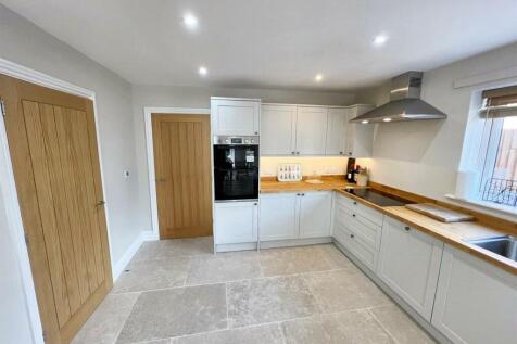 Kitchen Family Room