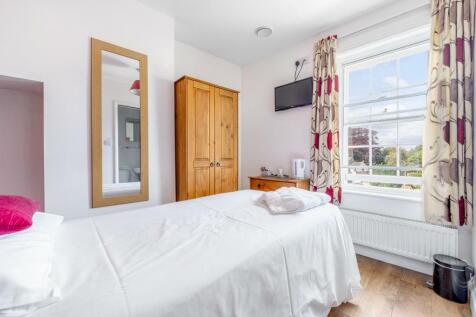 5 &amp; 6 London Road (Spalding)-26.jpg