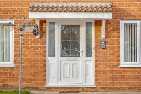 51 Mountbatten Avenue (Pinchbeck)-4.jpg