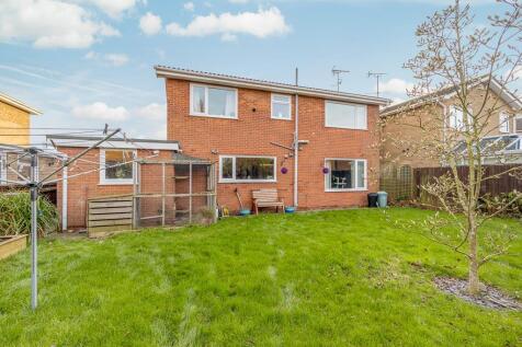 51 Mountbatten Avenue (Pinchbeck)-7.jpg