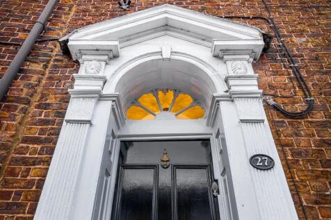 27 Church Street (Donington)-7.jpg