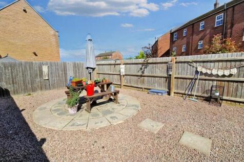 Rear Garden 5.jpg