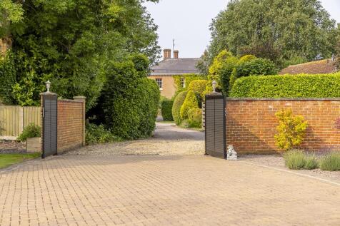 131 Main Road (Quadring)-16.jpg