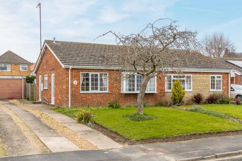 31 Chestnut Avenue (Donington)-2.jpg