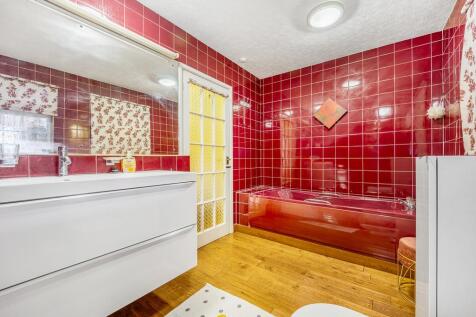 Downstairs Bathroom