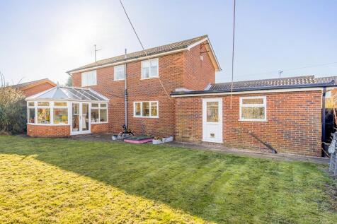 7 Wheatsheaf Close (Holbeach)-14.jpg