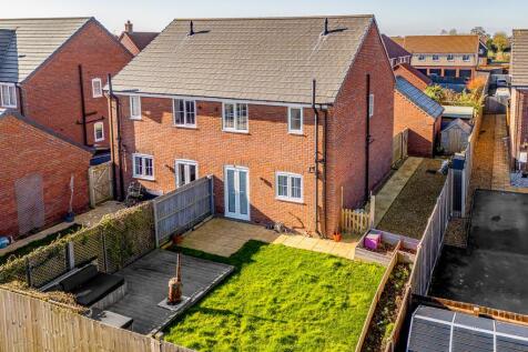 61 Willow Court (Cowbit)-2.jpg
