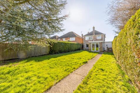 78 Sherwood Drive (Spalding)-7.jpg