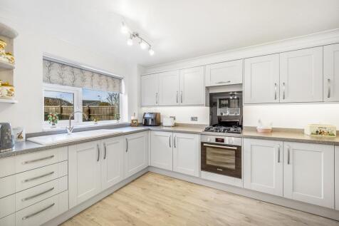 51 Aintree Drive (Spalding)-20.jpg