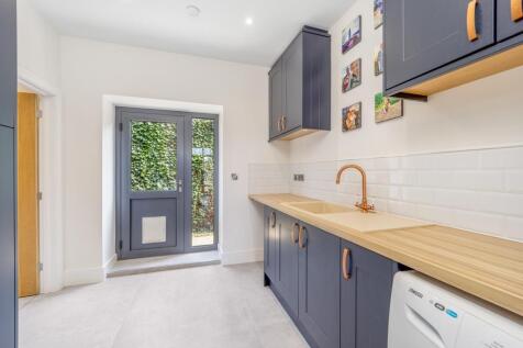 19a Weston Hills Road (Low Fulney)-61.jpg