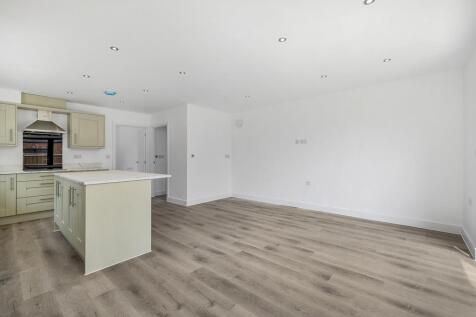 4 Marshall Drive (Cowbit)-20.jpg
