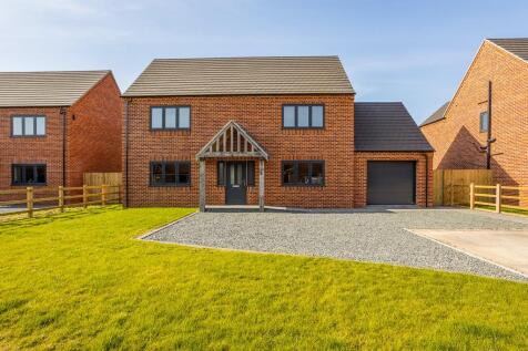 Bernhards Close, Town Dam Lane Development (Doning