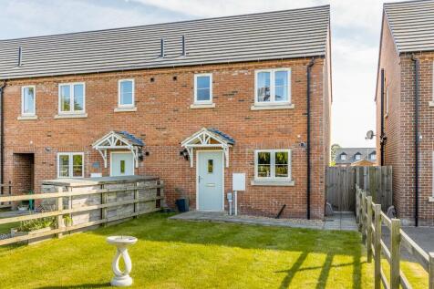 5 Cavell Way (Fleet)-6.jpg