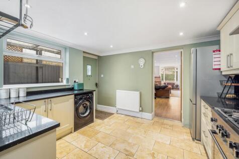132 Pinchbeck Road (Spalding)-21.jpg