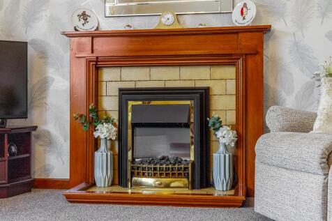 27 Rembrandt Way (Spalding)-10.jpg