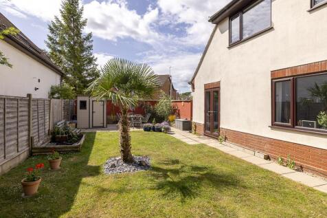 16 Baxter Gardens (Spalding)-15.jpg