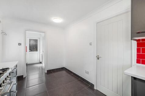 9 Akita Close (Spalding)-20.jpg