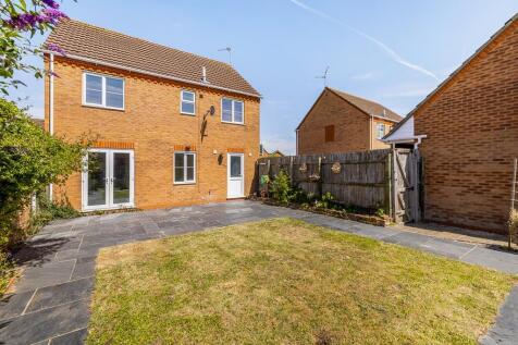 9 Akita Close (Spalding)-10.jpg