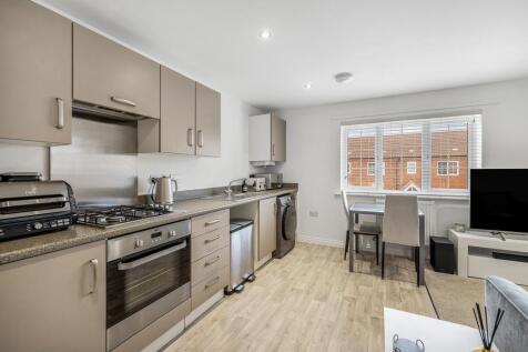 Lounge/Kitchen