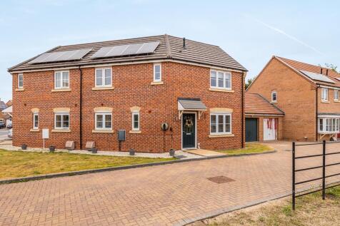 22 Palgrave Way (Pinchbeck)-1.jpg