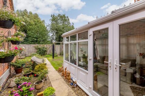 46 Riverside Park (Spalding)-11.jpg