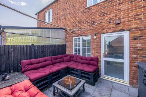 49 Woodrow Place (Spalding)-11.jpg