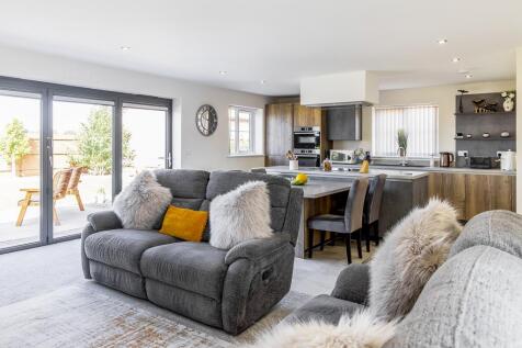 18 Spinney Close (Holbeach)-42.jpg
