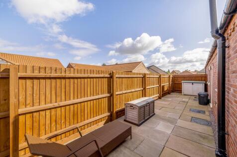18 Spinney Close (Holbeach)-22.jpg