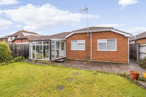 11 Baxter Gardens (Spalding)-8.jpg