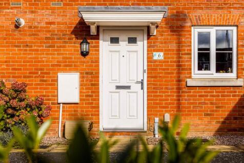 6 Tiber Court (Spalding)-4.jpg