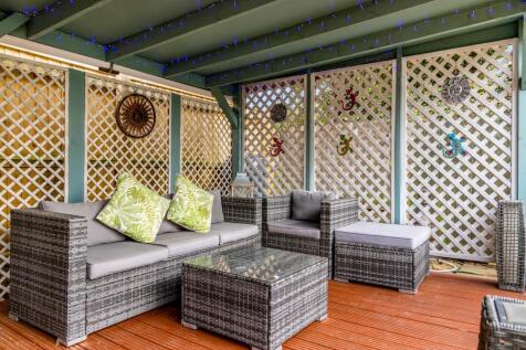 6 Benton Close (Moulton Chapel)-15.jpg